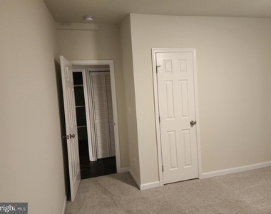 22848 Our Ladys Lane - Photo Thumbnail 13