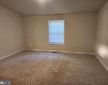 22848 Our Ladys Lane - Photo Thumbnail 7