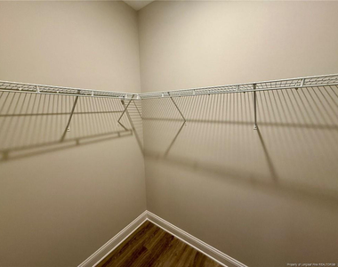 188 Gallery Drive - Photo Thumbnail 14