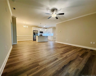 188 Gallery Drive - Photo Thumbnail 3