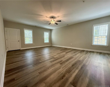 188 Gallery Drive - Photo Thumbnail 7