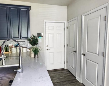 10570 Sally Ride Lane - Photo Thumbnail 9