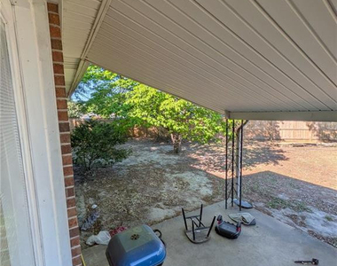 1403 Mack Street - Photo Thumbnail 12