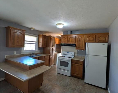 1403 Mack Street - Photo Thumbnail 11