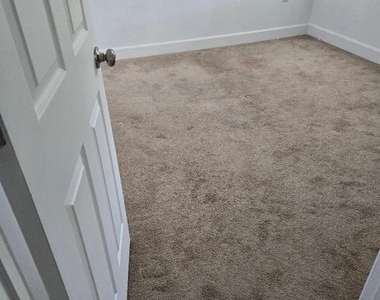 541 Wilson Bridge Drive - Photo Thumbnail 3