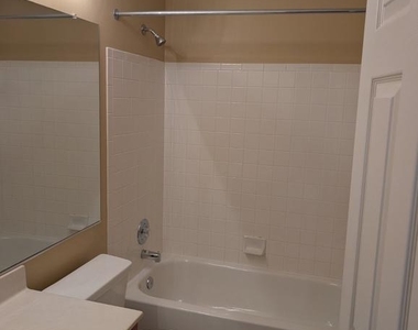 4411 Sutherland Circle - Photo Thumbnail 11