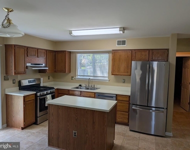 4411 Sutherland Circle - Photo Thumbnail 1