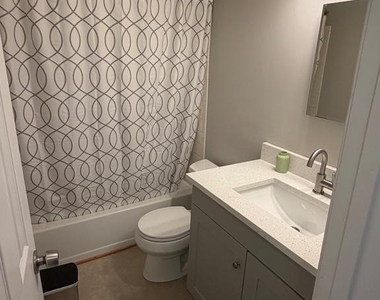 20313 Beaconfield Terrace - Photo Thumbnail 14
