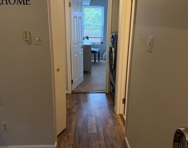 20313 Beaconfield Terrace - Photo Thumbnail 8