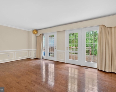 3736 Angelton Court - Photo Thumbnail 9