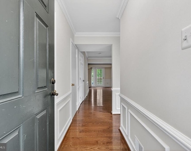 3736 Angelton Court - Photo Thumbnail 4