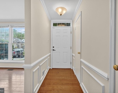 3736 Angelton Court - Photo Thumbnail 5