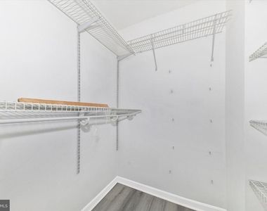 884 College Parkway - Photo Thumbnail 26