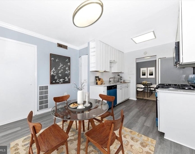 884 College Parkway - Photo Thumbnail 10