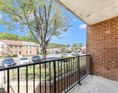 884 College Parkway - Photo Thumbnail 30