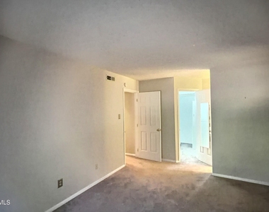 3803 Chimney Ridge - Photo Thumbnail 9