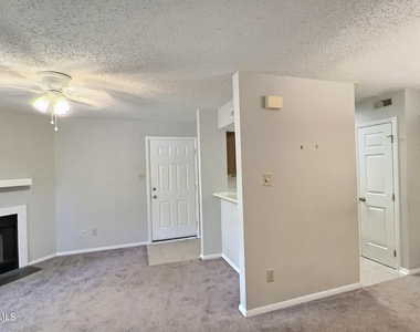 3803 Chimney Ridge - Photo Thumbnail 4