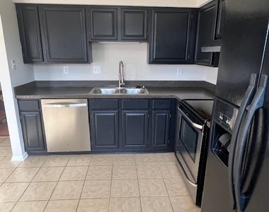 6627 Haydown Court - Photo Thumbnail 4