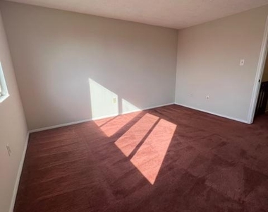 6627 Haydown Court - Photo Thumbnail 18