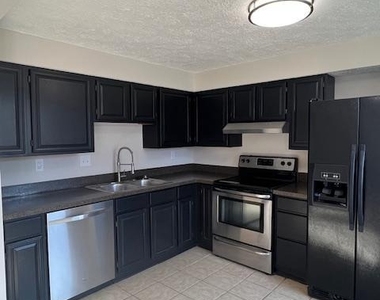 6627 Haydown Court - Photo Thumbnail 3