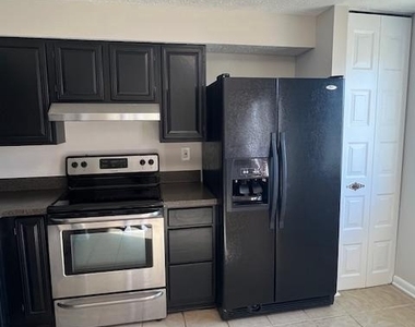 6627 Haydown Court - Photo Thumbnail 2