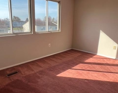 6627 Haydown Court - Photo Thumbnail 12