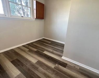 6627 Haydown Court - Photo Thumbnail 25
