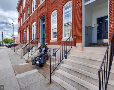 1729 Guilford Avenue - Photo Thumbnail 17