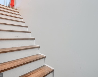 1729 Guilford Avenue - Photo Thumbnail 15