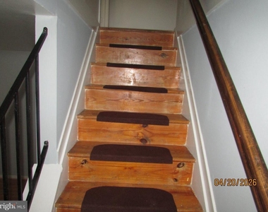 1518 1/2 W Lexington Street Sw - Photo Thumbnail 9