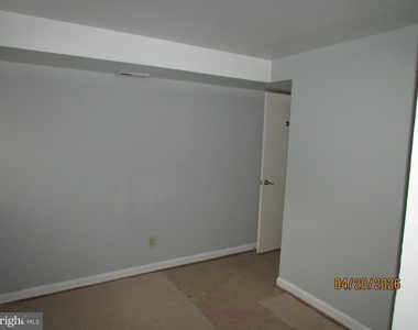 1518 1/2 W Lexington Street Sw - Photo Thumbnail 12