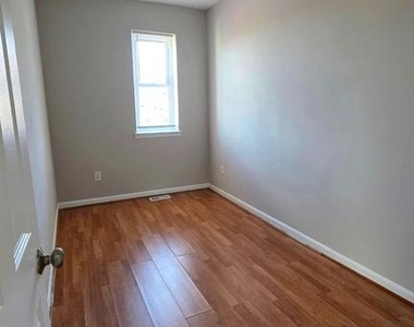 539 N Luzerne Avenue - Photo Thumbnail 16