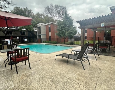 5426 Menchaca Rd - Photo Thumbnail 2