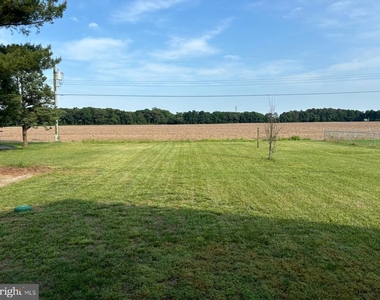 636 Hammond Drive - Photo Thumbnail 6