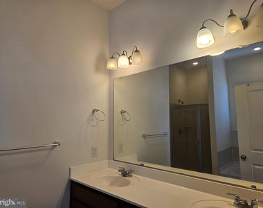 29662 Riverstone Drive - Photo Thumbnail 10