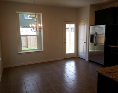 2504 Mcdonald Way - Photo Thumbnail 24