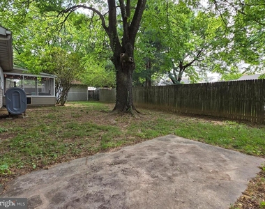 4 Carolee Drive - Photo Thumbnail 24