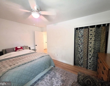 4 Carolee Drive - Photo Thumbnail 13