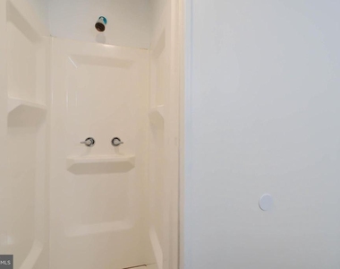 75 P Street Nw - Photo Thumbnail 9