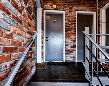 1386 Bryant Street Ne - Photo Thumbnail 4