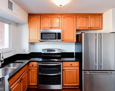 1386 Bryant Street Ne - Photo Thumbnail 10