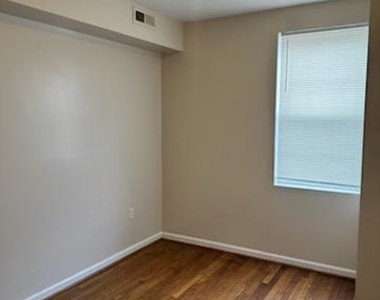 1913 Rosedale Street Ne - Photo Thumbnail 1
