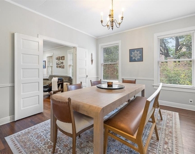 1804 Pearl St - Photo Thumbnail 8