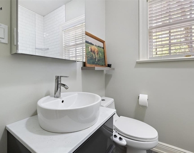 1804 Pearl St - Photo Thumbnail 15