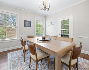1804 Pearl St - Photo Thumbnail 9