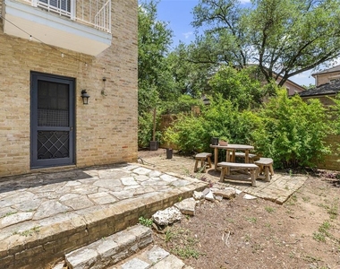 1804 Pearl St - Photo Thumbnail 16