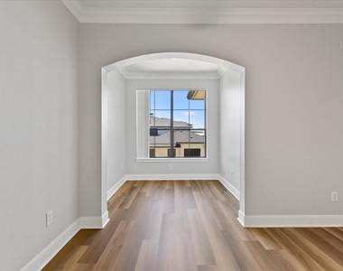 7701 Rialto Blvd - Photo Thumbnail 15
