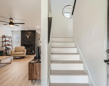 7701 Copano Dr - Photo Thumbnail 4
