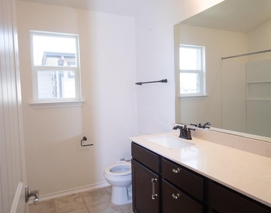 2105 Ebony Dove St - Photo Thumbnail 21