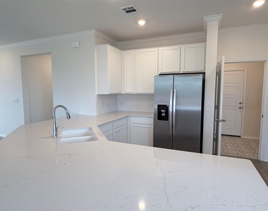 12901 Staywell Way - Photo Thumbnail 9